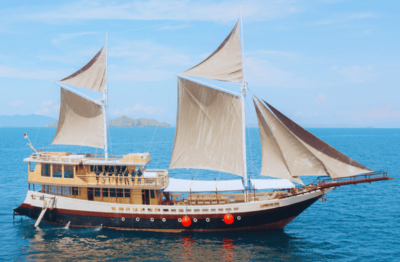 Phinisi Labuan Bajo 1 Phinisi Labuan Bajo