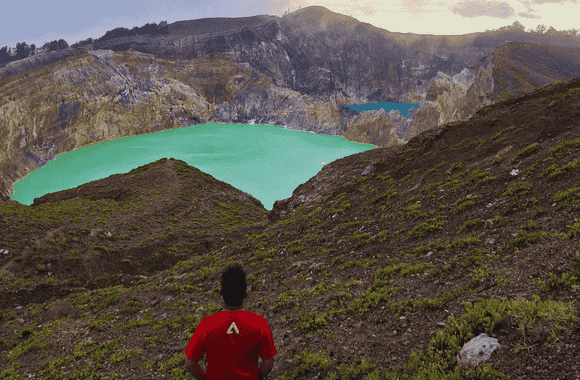 Danau Kelimutu 3 Warna, Surga Flores yang Tersembunyi 2 Danau Kelimutu
