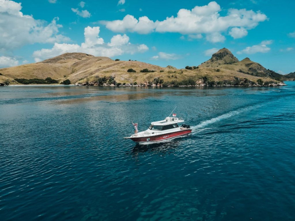 CARA MENUJU LABUAN BAJO DARI BALI