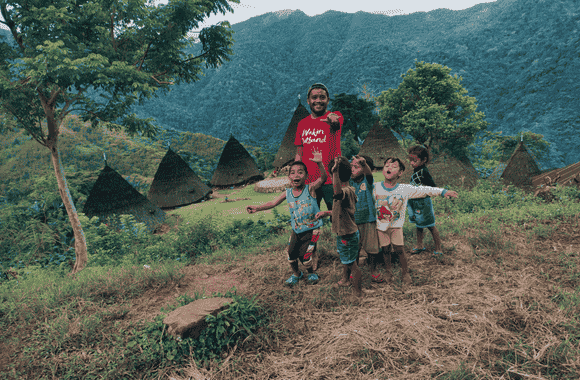 Paket Trip Waerebo Wajib Coba! Rasakan Magis Desa Awan 2 paket trip waerebo