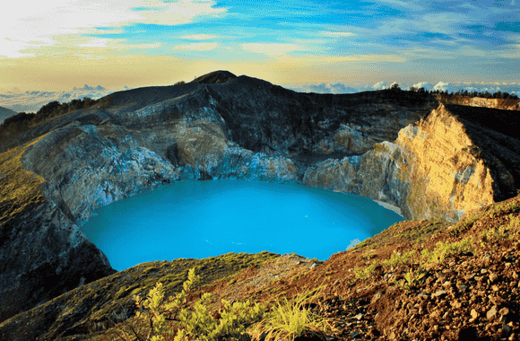 Paket Tour Flores Murah 2025 | Wisata Alam & Budaya NTT Terlengkap 2 Tour Flores